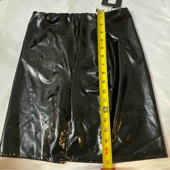 PrettyLittleThing Black Vinyl Extreme Two Piece Set 4/6 Goth Rocker Cosplay Punk - Picture 10 of 16